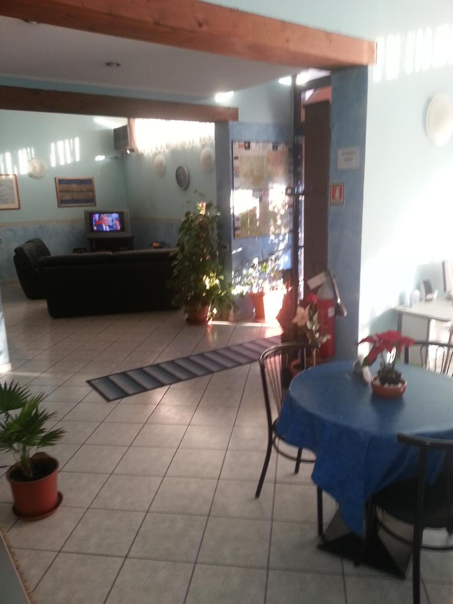 Hotel Lombardia Seveso Eksteriør bilde