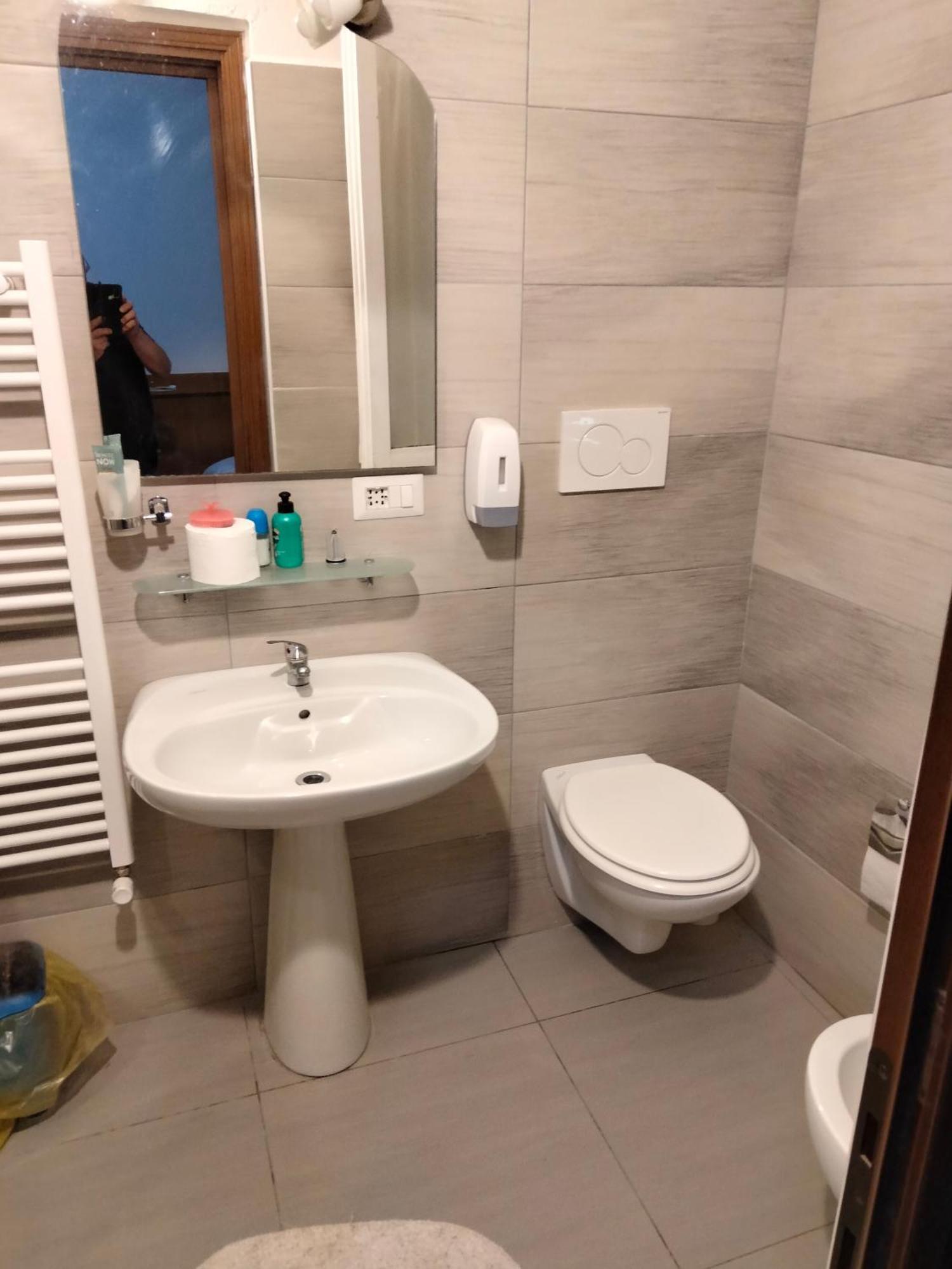 Hotel Lombardia Seveso Eksteriør bilde