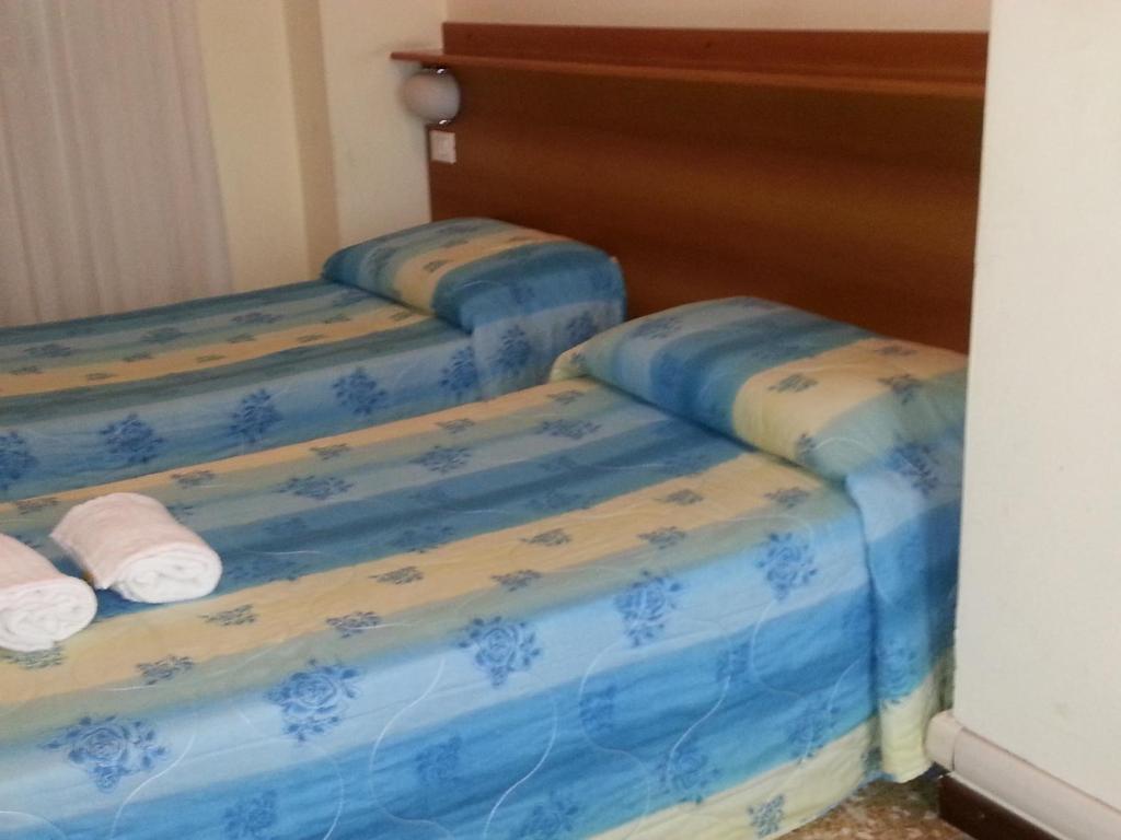 Hotel Lombardia Seveso Eksteriør bilde